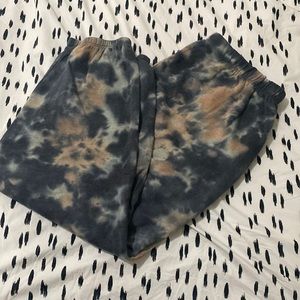 Women’s tie dye sweatpants size XL